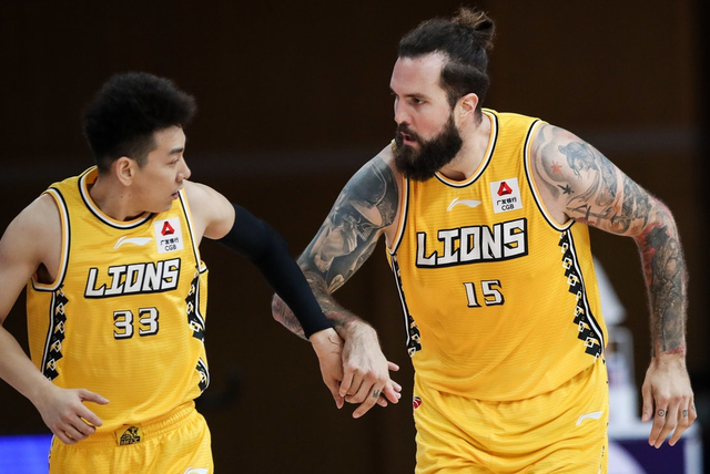 社区盾倒计时;皇家马德里集结日手感冰凉;细节引发关注;媒体盛赞;高层口径保持一致 社区盾倒计时;皇家马德里集结日手感冰凉;细节引发关注;媒体盛赞;高层口径保持一致